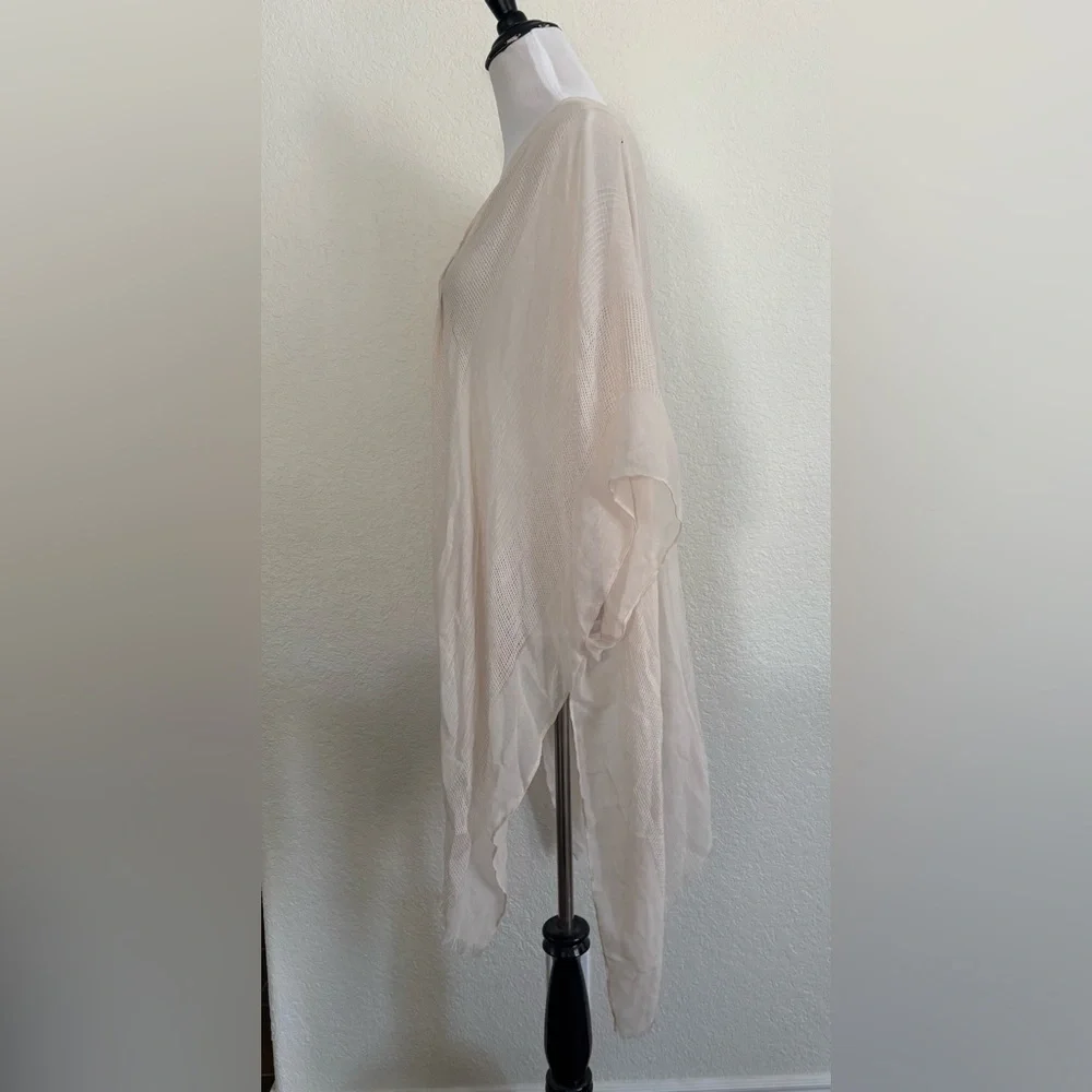Sonoma Kimono Wrap O/S White Swan Mesh Knit Handkerchief Hem WSN21LP11
